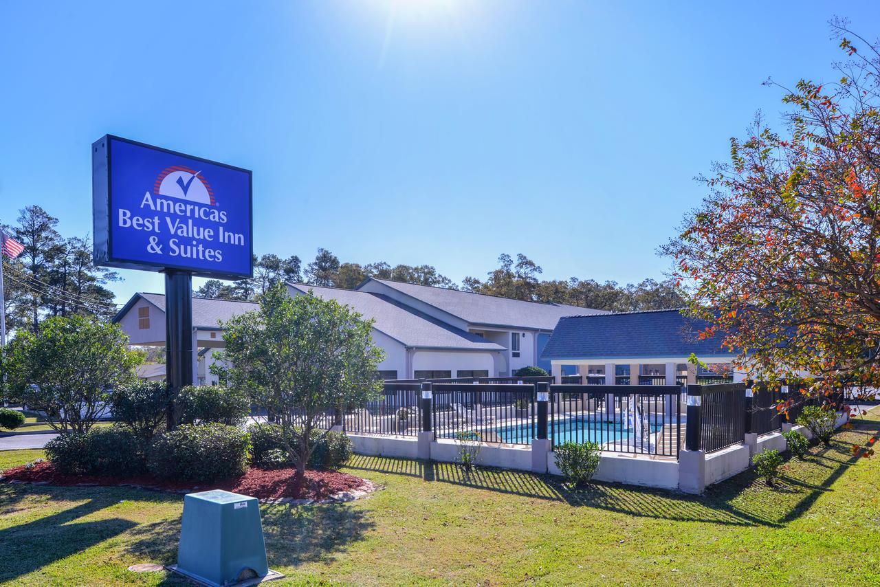 Americas Best Value Inn & Suites Bastrop Exterior foto