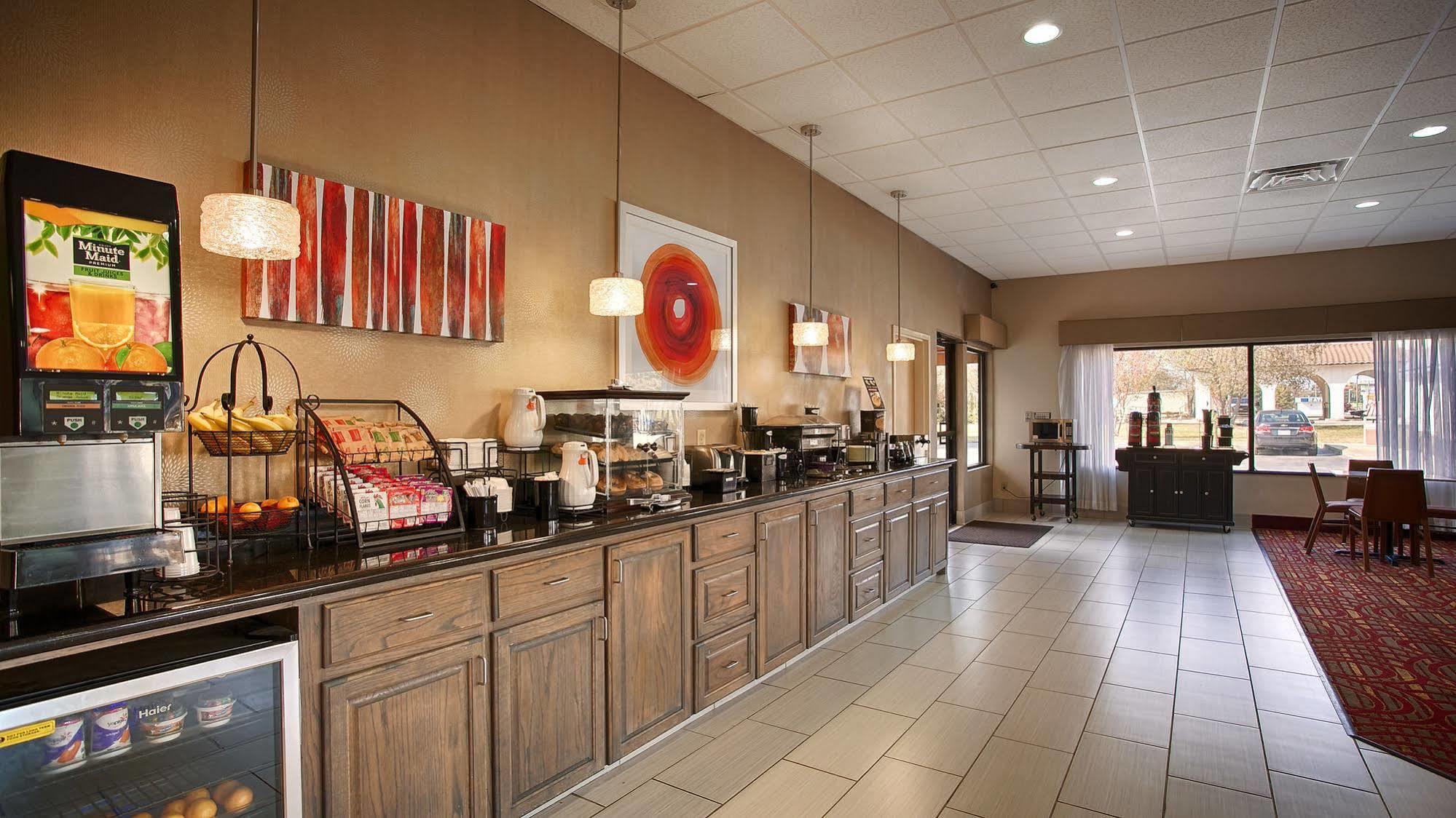 Americas Best Value Inn & Suites Bastrop Restaurant foto